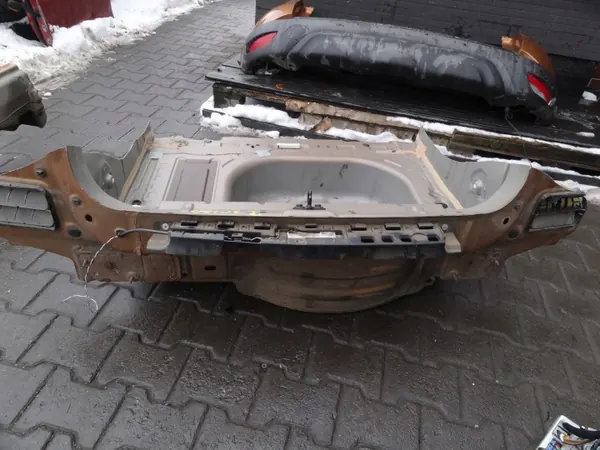Porta traseira OEM 745143718R para Renault Captur 2017 image 3