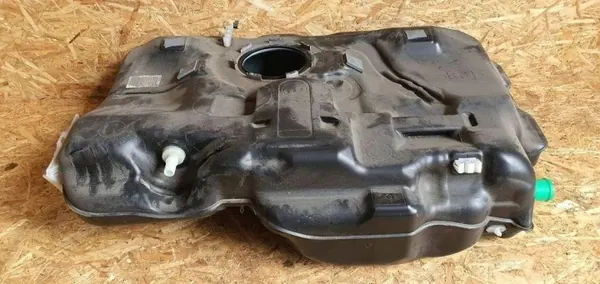 Depósito de combustible Mercedes-Benz OEM A2464702901 - Usado image 2