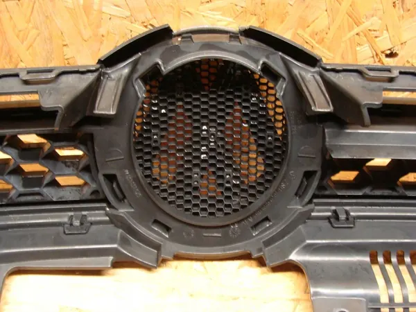 Grill VW GOLF VI GTD Front 5K0853651AK image 9