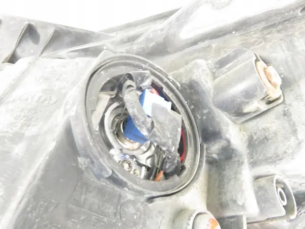 Faros Derecho Kia Ceed 2010 OEM 92102-1H500 image 7