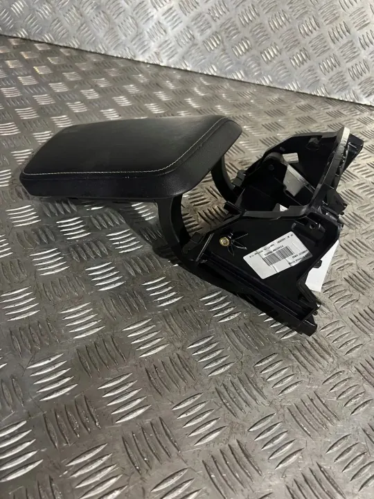 Mitteltunnel-Armlehne Volvo XC90 OEM 31469700 image 5