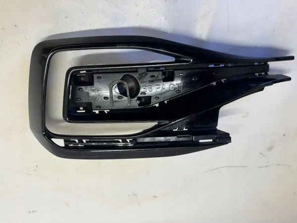 Grille de Pare-chocs Droite OEM 3G0853794B VW Passat B8 image 2