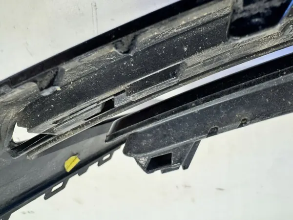 Grille de Pare-chocs Droite OEM 3G0853794B VW Passat B8 image 4