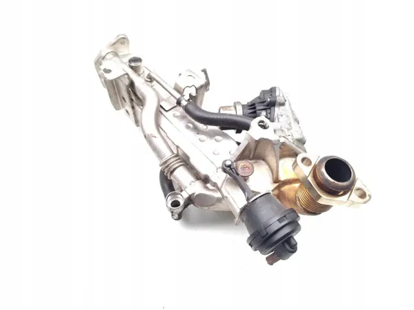 Válvula EGR BMW OEM 8596444 para 4 Series Gran Coupe image 4