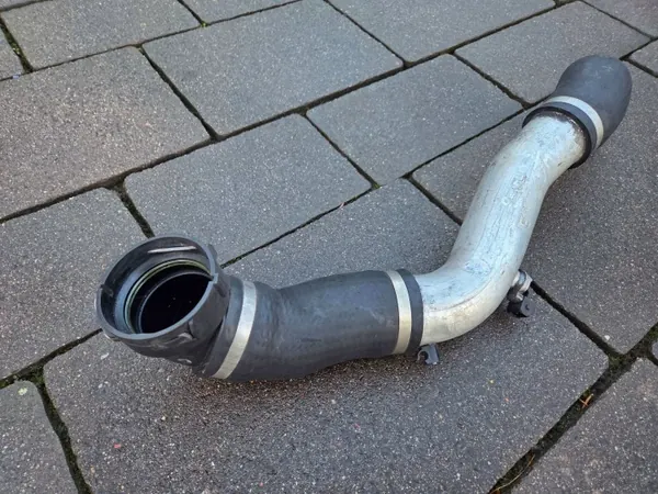 OEM 7799101 Intercoolerrör för BMW 5-serie E60/E61 image 3