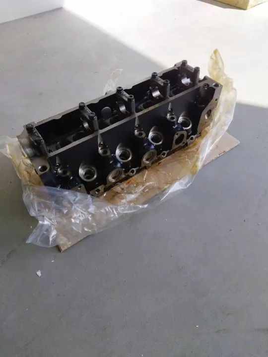Culasse Ford OEM 6534655 - Pièce d'occasion image 2