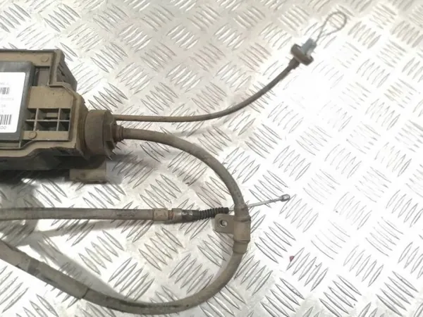 Actuador de freno de mano eléctrico OEM 6868044 BMW image 4