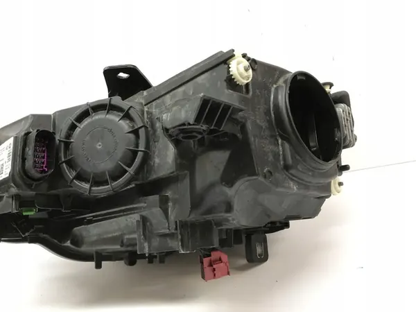 Faros Derecho Audi A3 13-16 Xenon LED 8V0941044M image 10