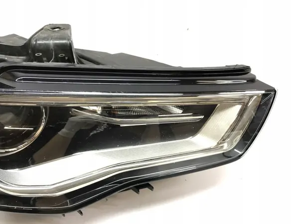 Faros Derecho Audi A3 13-16 Xenon LED 8V0941044M image 3