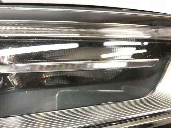 Faros Derecho Audi A3 13-16 Xenon LED 8V0941044M image 6