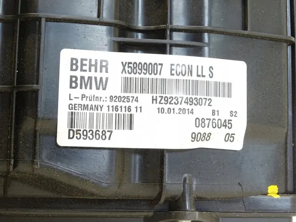 BMW Lämmityspuhallin OEM 9202574 M5 F10 F11 image 4