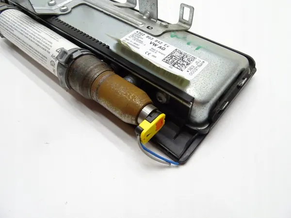 Airbag genou OEM 3G2880842E pour VW Passat B8 image 8