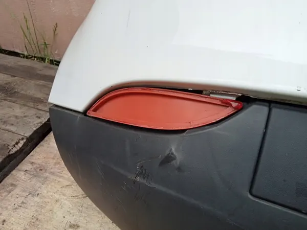 PARAURTI POSTERIORE RENAULT MEGANE III HATCHBACK 08-12 DV369 BIANCO image 4