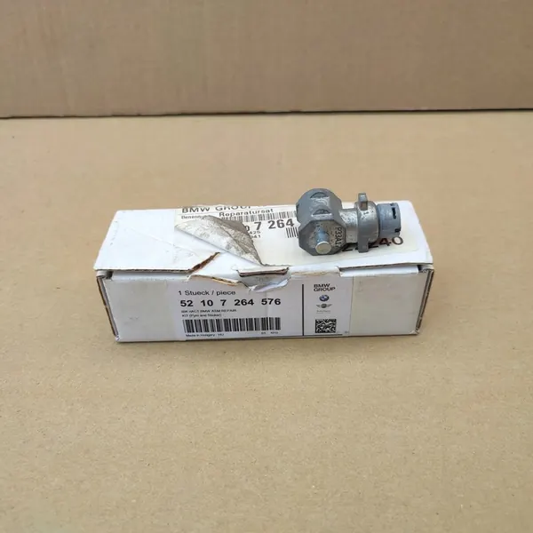 BMW E70 X5 E71 X6 F01 F07 F10 F11 F16 Kopfstützen Reparaturset OEM image 2