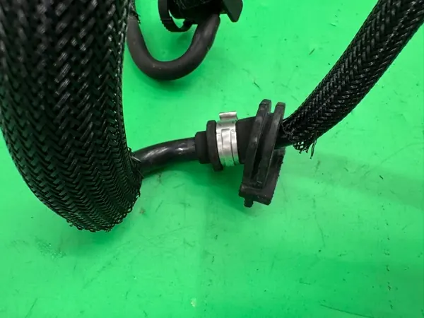 Tubo Servo Vácuo OEM para Volvo S60 II V60 2.0D D3 image 5