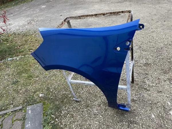 Fram vänster skärm Renault Clio III 185 Blue Extrem OEM image 3