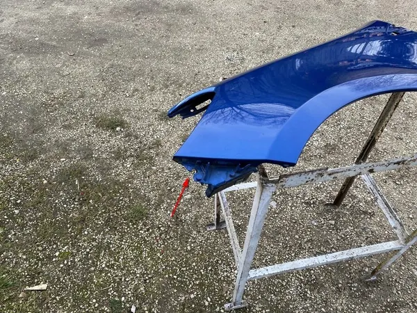 Fram vänster skärm Renault Clio III 185 Blue Extrem OEM image 4