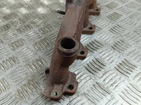 Colector de escape Nissan OEM FOB55224 - Usado image 5