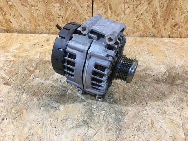 Porsche Macan Generaattori 06l903024f image 3