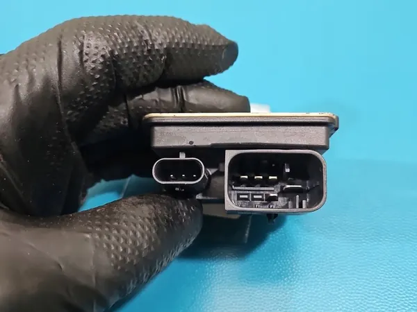 Sytytyspistokkeen Rela BMW F30 8570087 image 4