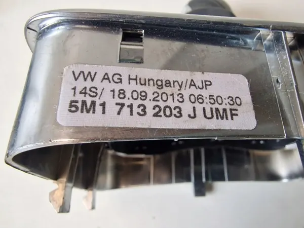 Pommeau de levier OEM 5M1713203J pour Volkswagen Golf Plus image 3