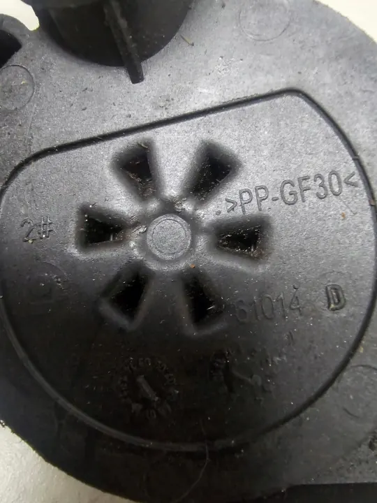 Bouchon de remplissage huile OEM 8200523577 Renault image 3