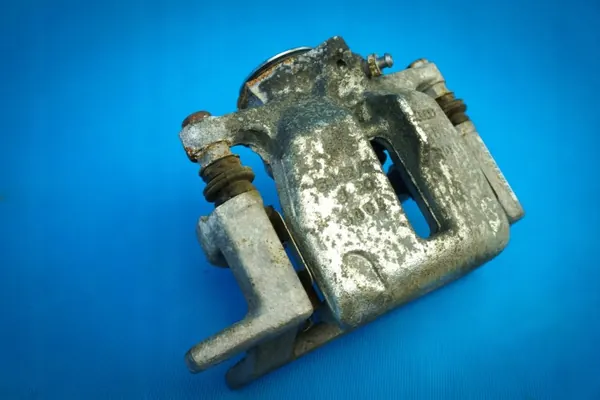 Taka jarrupuristin OEM 8K0615405AE Audi A4/A5:lle image 3