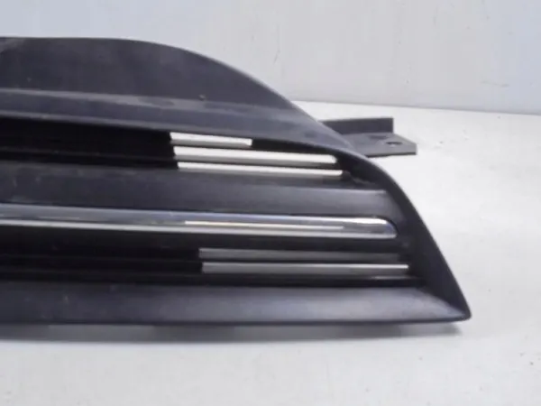 Front Left Bumper Grille Nissan Micra K12 image 10