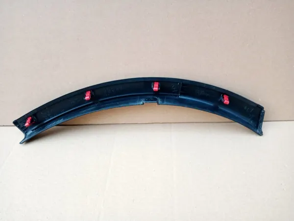 Mitsubishi Outlander III Oikea Etupuskuri 2015 image 3