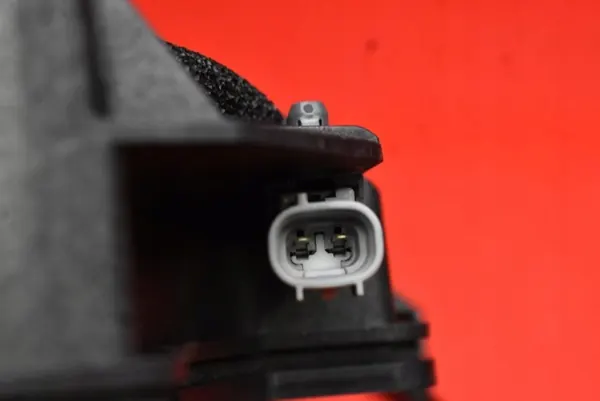 Altavoz Subwoofer Bose OEM NA1P6696X Mazda MX-5 image 8