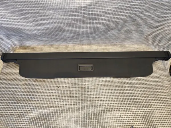Volvo V60 10-18 Rollo de Maletero Horizontal OEM 39825152 image 2