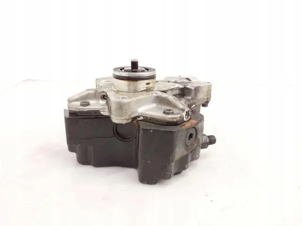 Polttoainepumppu OEM 31303475 Volvo XC90 2.4L Diesel image 6