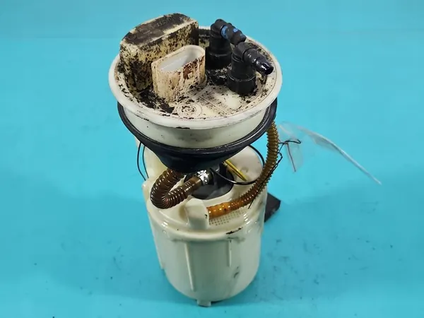 Brandstofpomp Seat Arosa 1.0 MPI 4-PIN 6X0919051G image 2