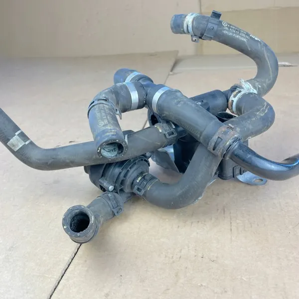 Électrovanne Eau Mercedes W639 Viano OEM A0028308584 image 4
