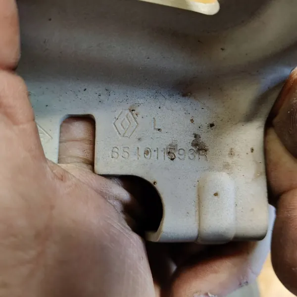 Paire de charnières de capot OEM 654004377R Renault Captur image 5
