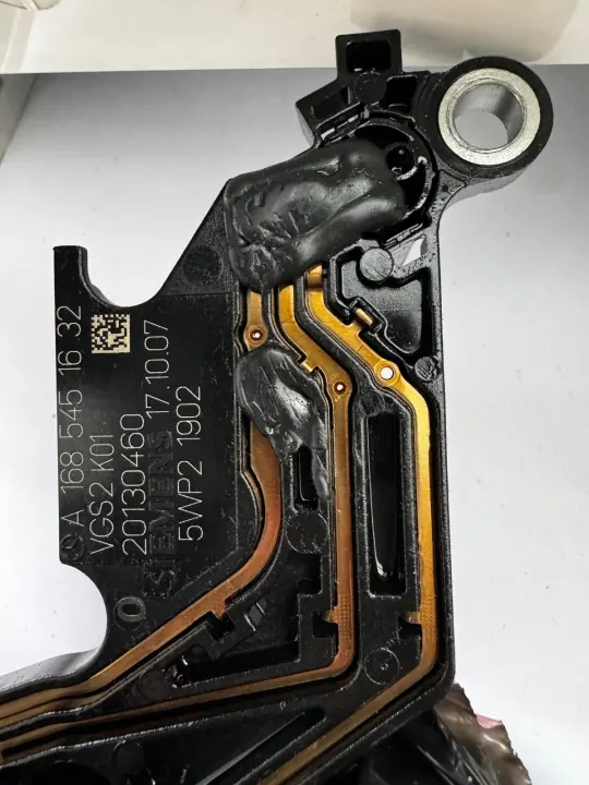 Control de caja Mercedes-Benz usado OEM A1685451632 image 3