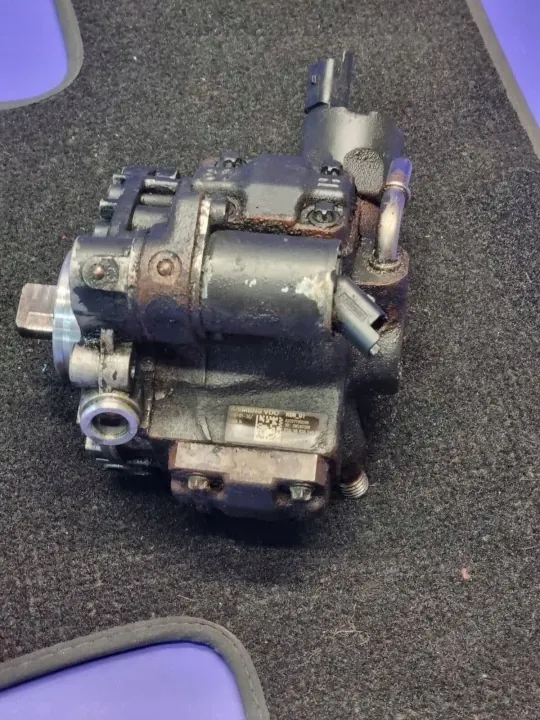 Einspritzpumpe OEM 9683624080 für 2.0 Diesel image 3