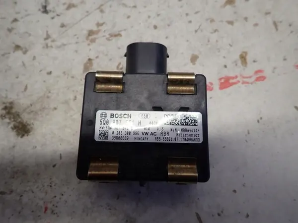 Distronic Radar OEM 5Q0907561H voor VW Group image 3