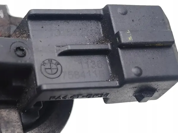 Válvula de ajuste do comando de válvulas BMW 3 Series 320i 2011 image 7