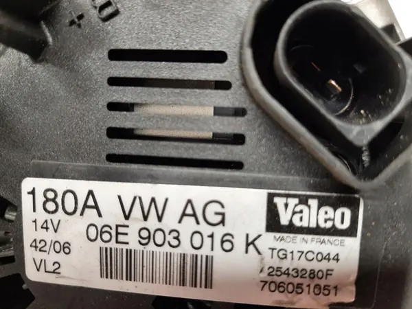 Vaihtovirtageneraattori Volkswagen OE 06E903016K image 3