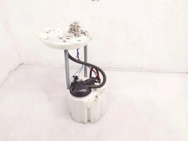 Bomba de combustible Opel Astra K OEM 13599388 - Usada image 2