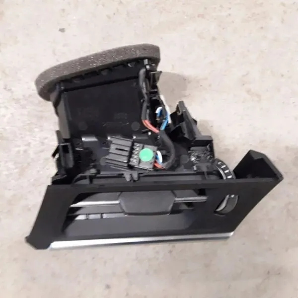 Rejillas de salpicadero OEM 4K1820901A Audi A7 Sportback image 3