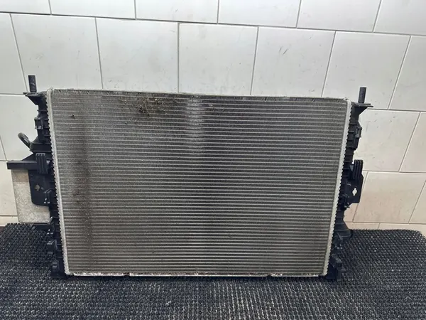 Volvo OE 31 293 689 Radiador de refrigeración del motor image 4