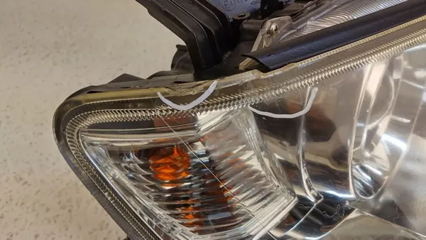 Faros delanteros H11 derecho Mitsubishi L200 IV 10-15 OEM 8301A878 image 10