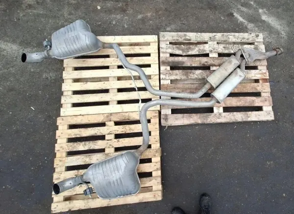 Silenciador Audi A6 S6 C6 4F 2007 OEM 4F0119A image 2