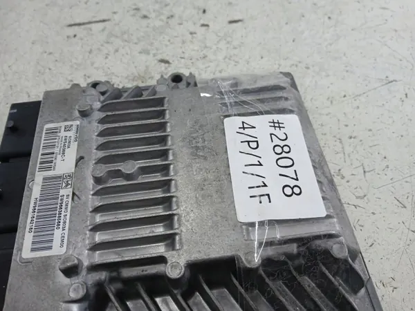 Calculateur Moteur Citroen OEM 9663885680 image 6