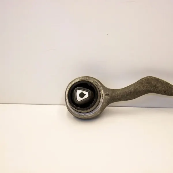 BMW X1 E84 2013 Braccio Inferiore Destro image 2