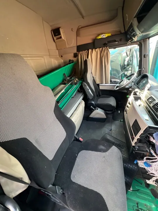 Cabina completa MAN TGX 2018-2019 - OEM usado image 4
