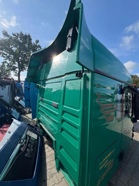 Cabina completa MAN TGX 2018-2019 - OEM usado image 5