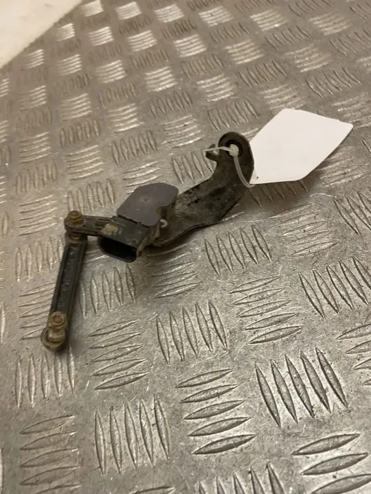 Sensor nível suspensão traseira OEM 6870200 image 3